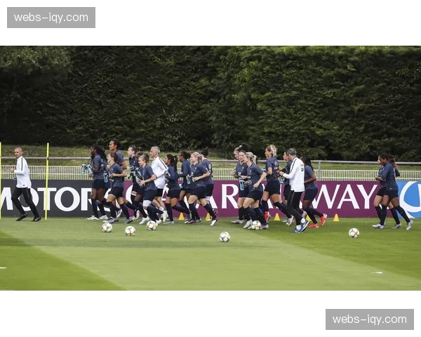 深度调查：法国足球金融监管机构对某中游俱乐部股东贷款进行质询